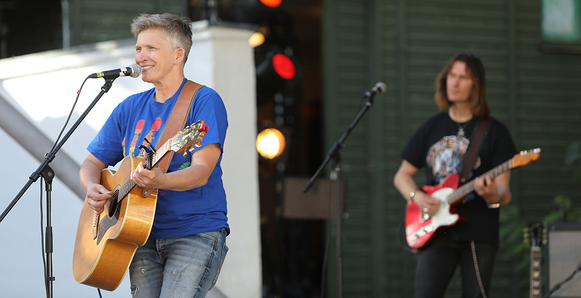 Tickets SULI PUSCHBAN, WELTKINDERTAGS-KONZERT mit der Kapelle der guten Hoffnung in Berlin